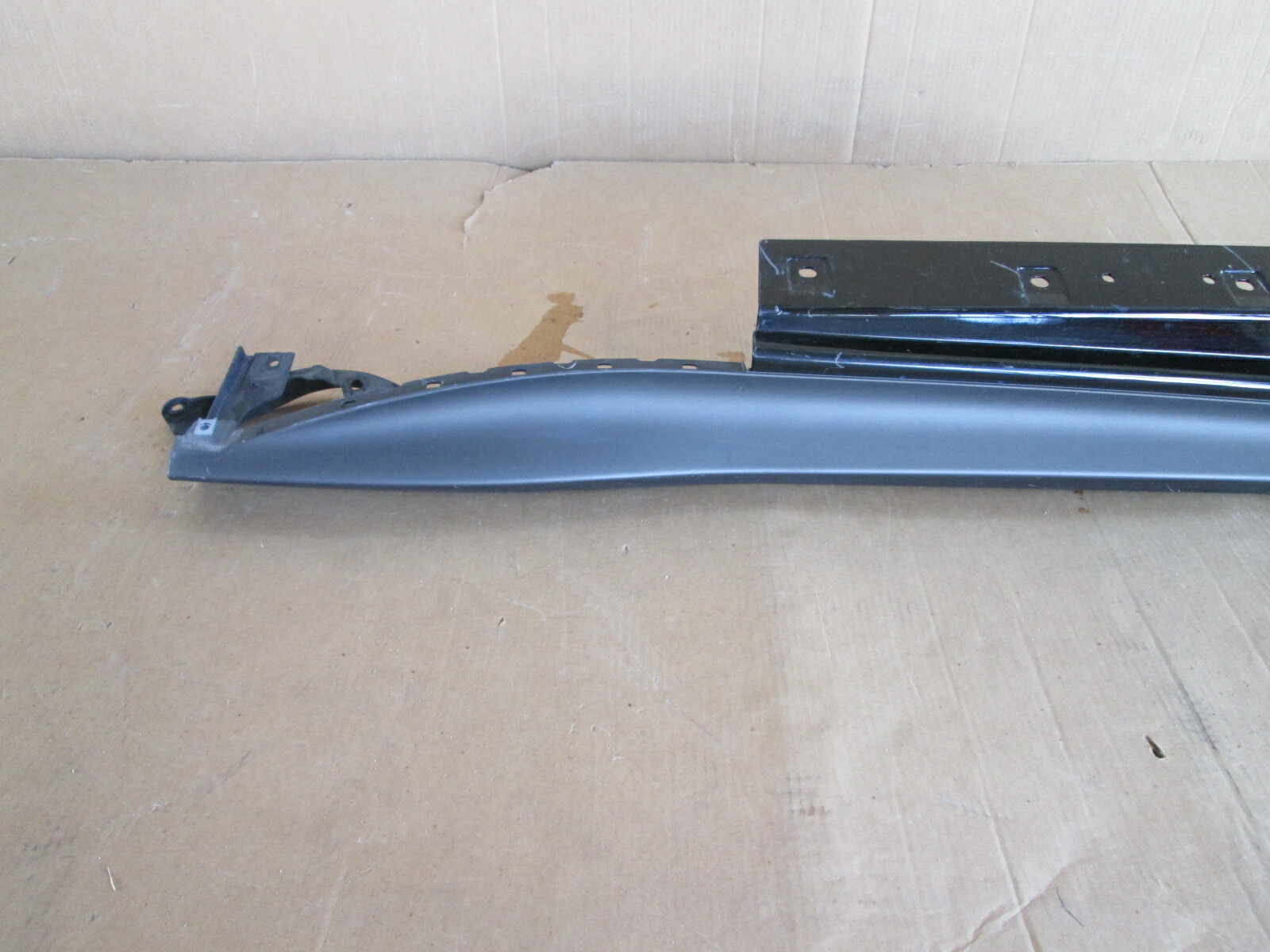 Ferrari F12 Berlinetta RH Rocker Panel / Side Skirt # 84306200  / 84306110