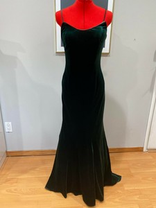 emerald green velvet gown