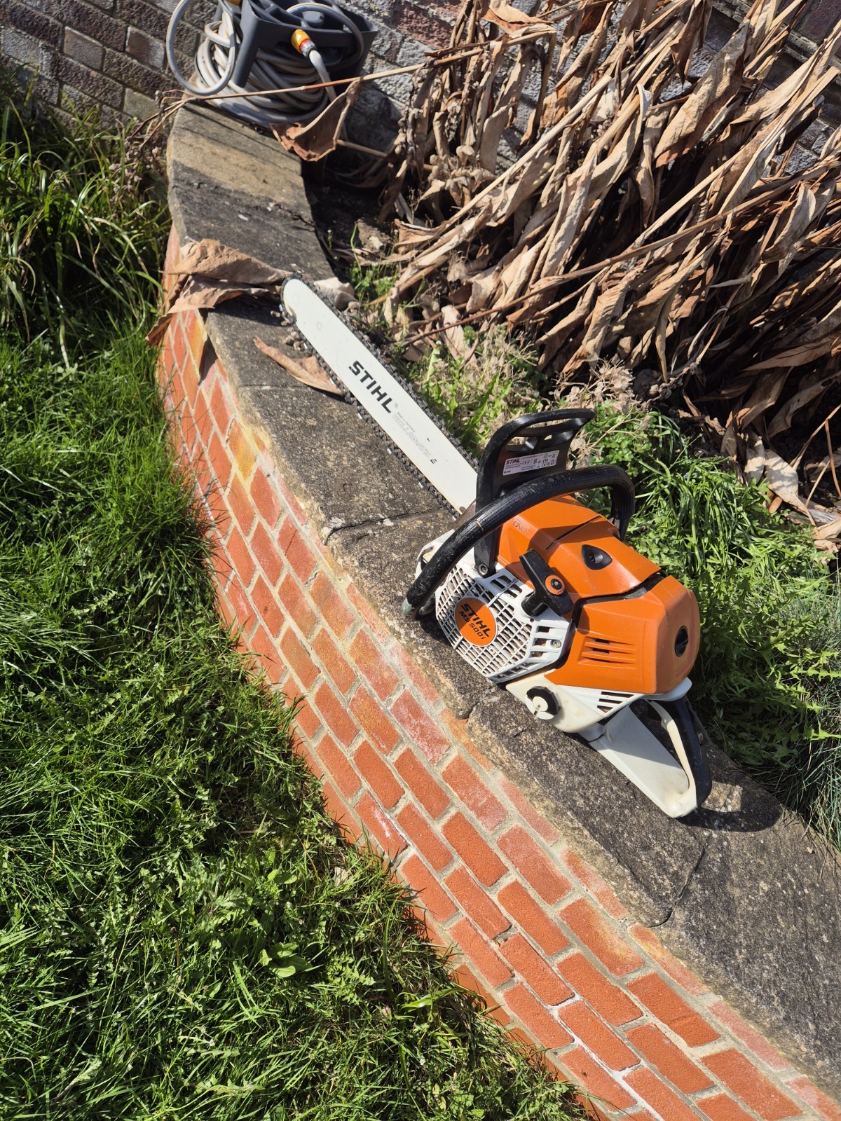 STIHL MS500i PETROL CHAINSAW 22” year 2023 Model ms500i