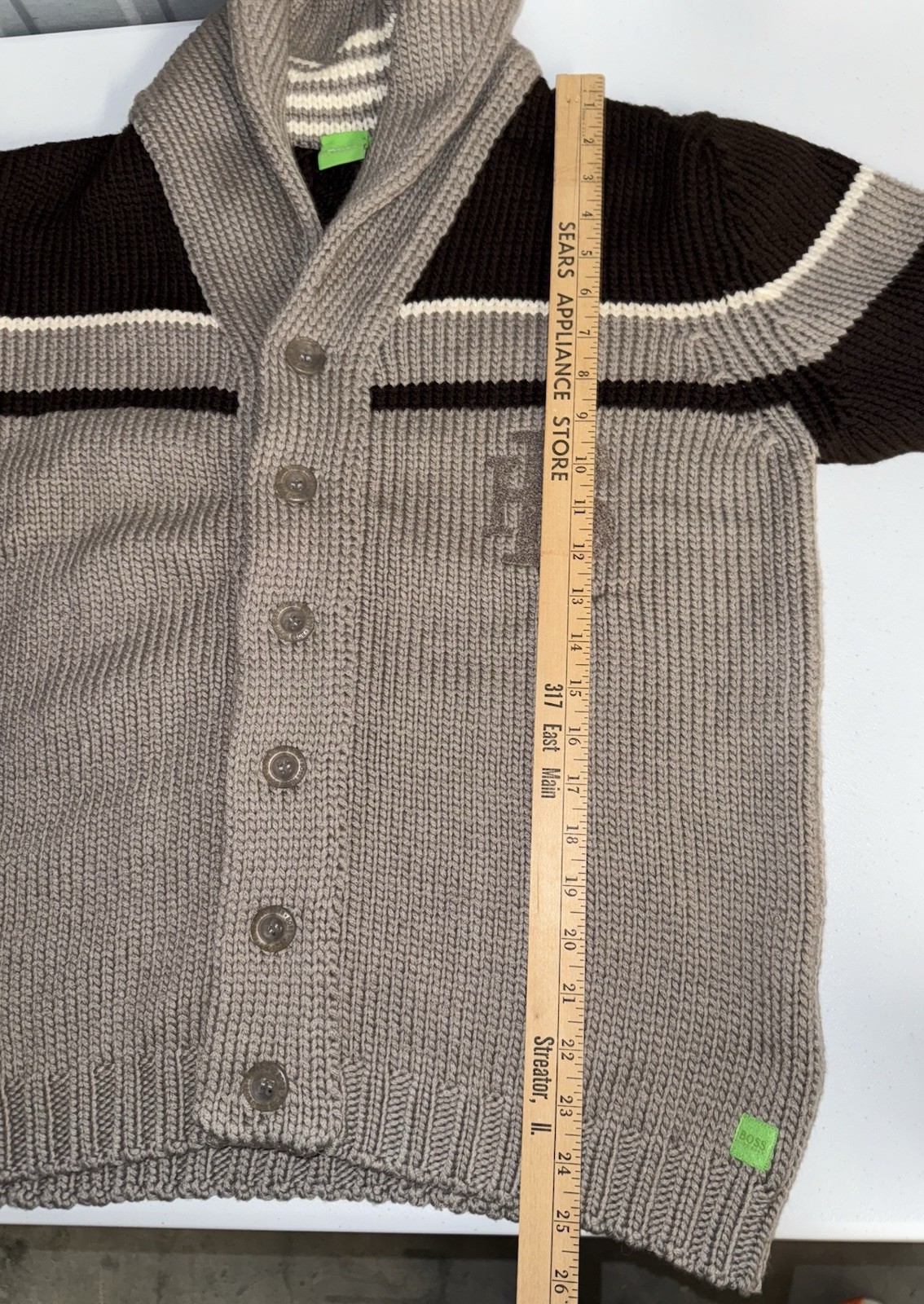 BOSS by Hugo Boss men's 100% Virgin Wool cardigan sweater Size L (Defective) thumbnail 10