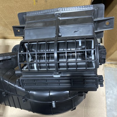 PO#10 Genuine OEM 2019-2023 Ford Ranger Evaporator Assembly KB3Z