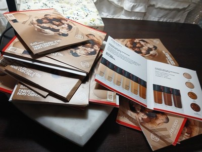 15 SHISEIDO Synchro Skin Foundation SPF 30 Card 220 Linen 310 Silk 430 Cedar 540
