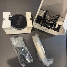 Rode NT1 5th Generation Condenser Microphone - Silver
