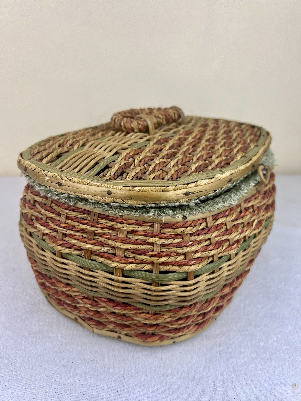 Vintage Sewing Basket Faux Ratan Wicker Sea Foam Green Satin Lining Japan 10.5”