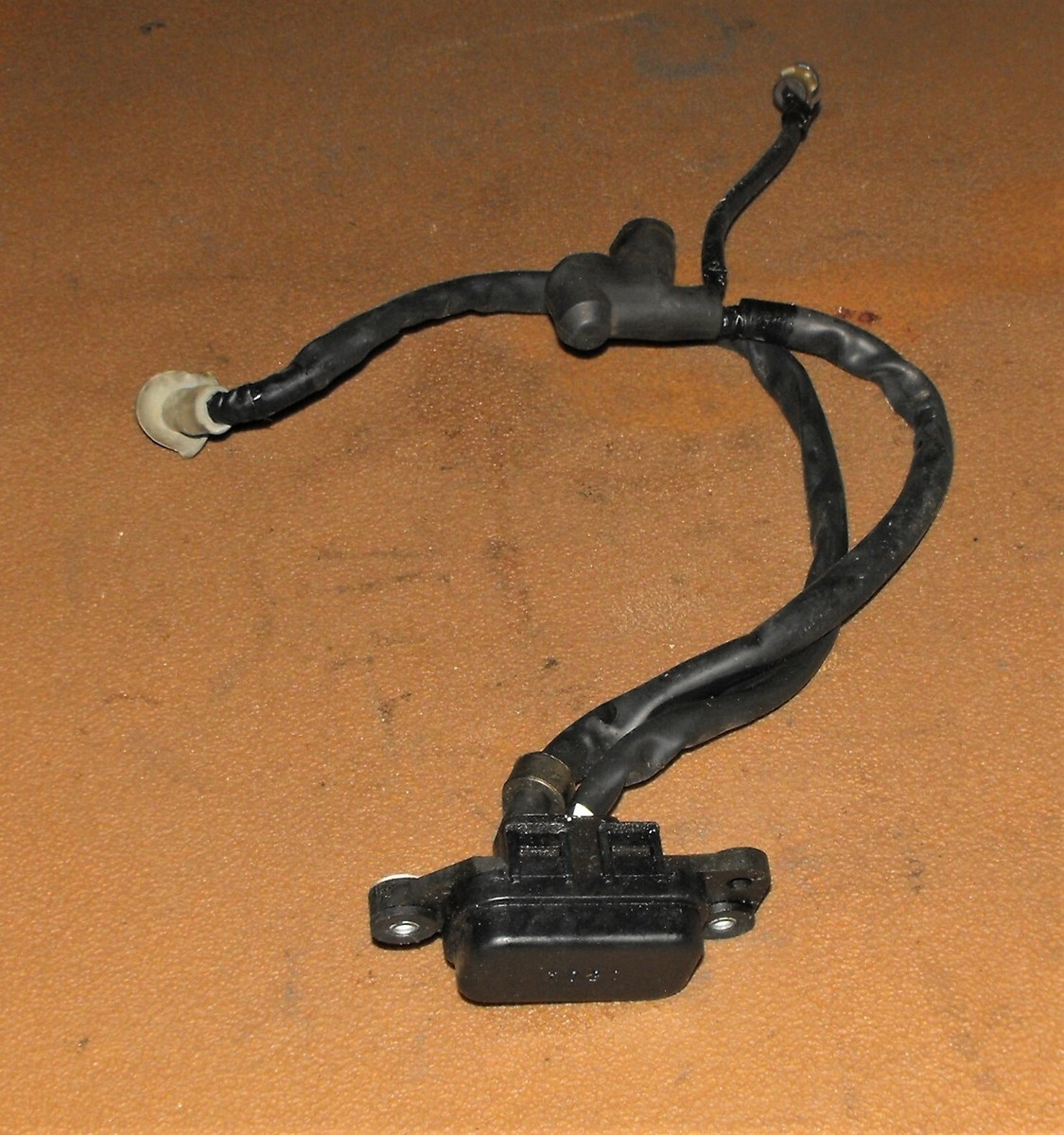 Honda 225 HP 4 Stroke Alternator Fuse Assembly PN 32435-ZY3-A00
