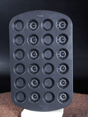 Wilton 24er Backformenverband Mini Muffin Unter- & Oberteil Kürbis 42,5 x 26cm  