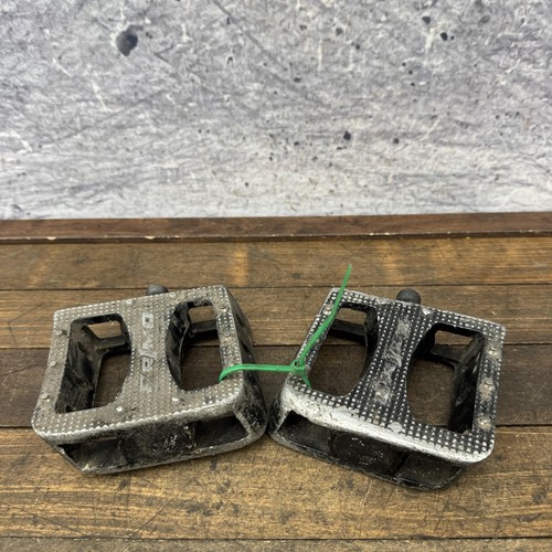 Primo BMX Bike Platform Pedals Pair 9/16 Inch Black Alloy Old School Freestyle