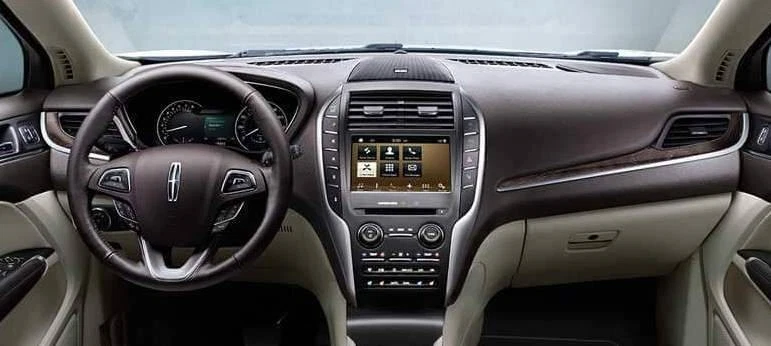 Cubierta de tablero personalizada para tablero Lincoln MKC 2015-2019 hecha en EE. UU. 21-38 Foto 2 de 4