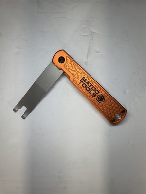 Matco Tools EVERYDAY CARRY FOLDING CLIP LIFTER W/ ALUMINUM HANDLE- ORANGE