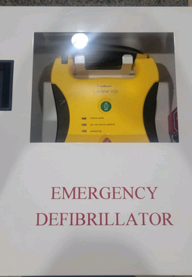 Defibtech LIFELINE AED Automated External Defibrillator In Case READ