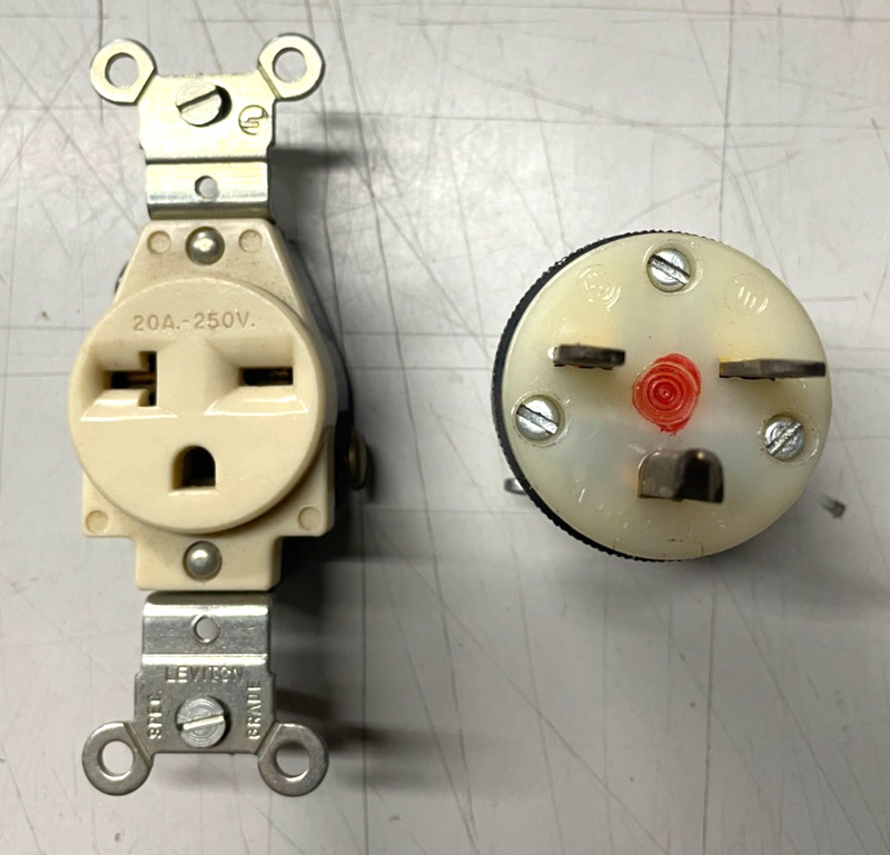 15A 250V 1 PHASE PLUG AND 20A RECEPTACLE  2 PRONG / PRE-OWNED