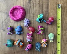 Sparkle Glitter Hatchimals Animals Pink Nest Collectible Minifigures So Cute