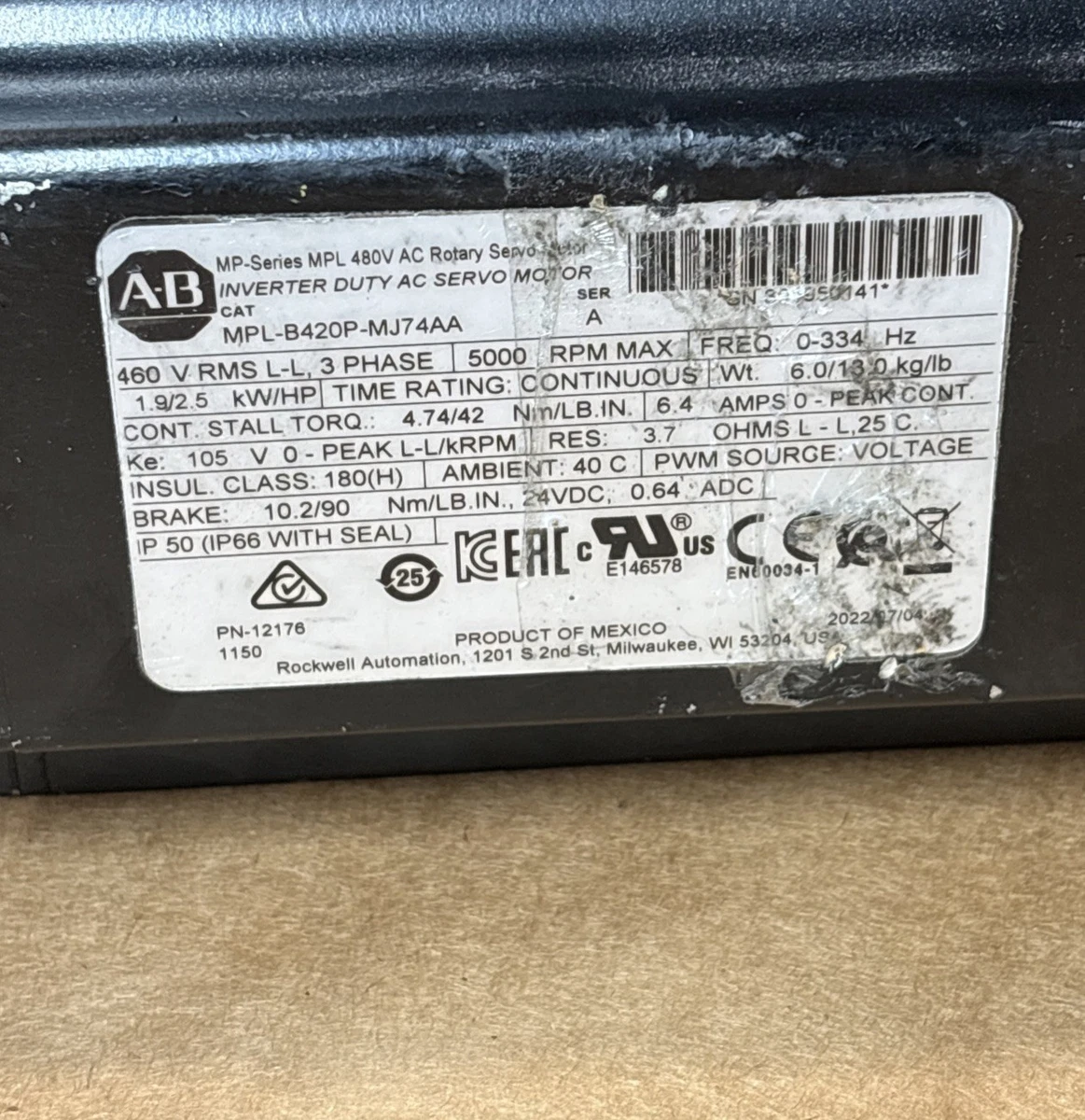 Allen-Bradley 480V MPL-B420P-MJ74AA AC Rotary Servo Motor Inverter Duty photo 6