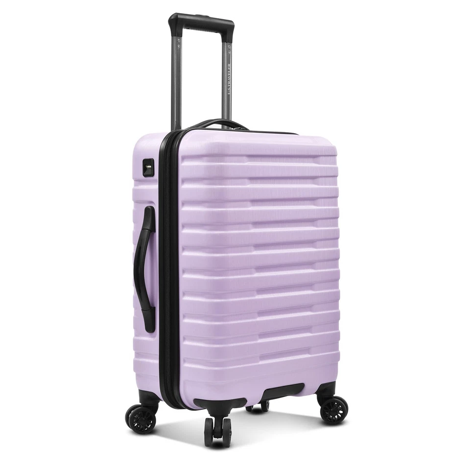 Equipaje de mano giratorio rígido de 22" U.S. Traveler Boren con puerto USB - lavanda Foto 2 de 4