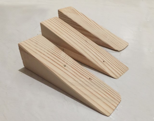 Handmade Wooden Non Slip Door Stop Wedge Stopper for Home & Office, 3