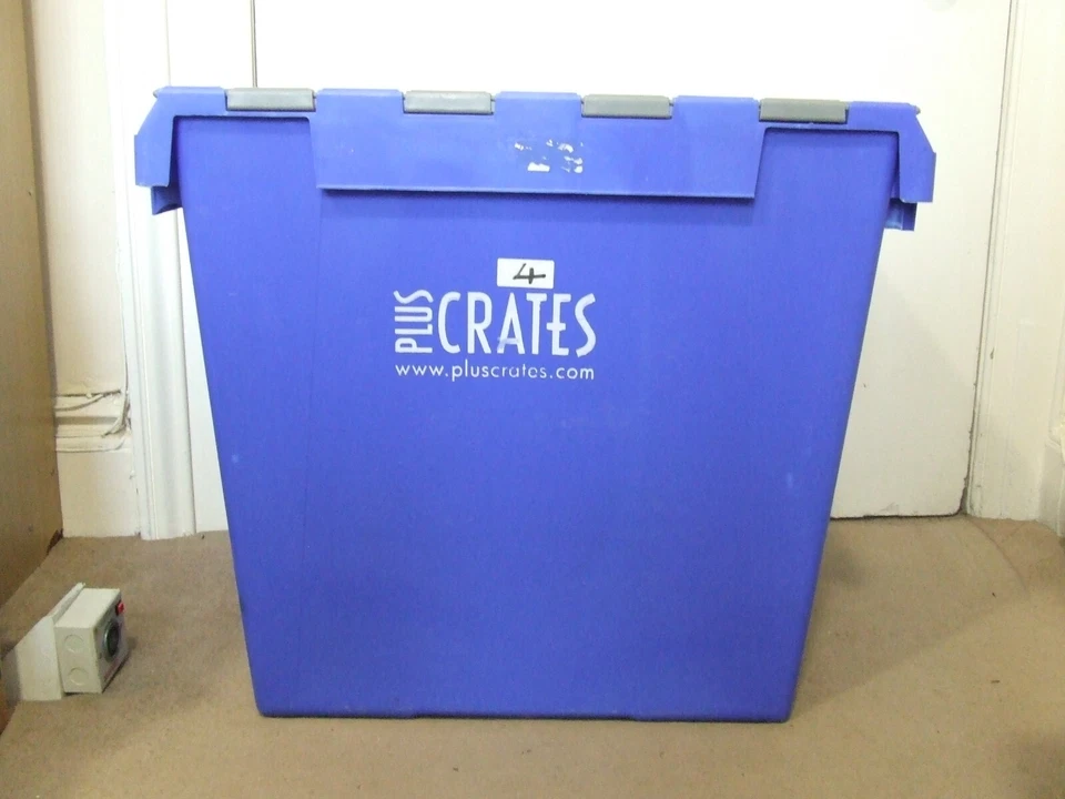 Ex-Large Heavy Duty Storage Box Crate Plastic Blue Original Price £35.00 - Image 3 of 4