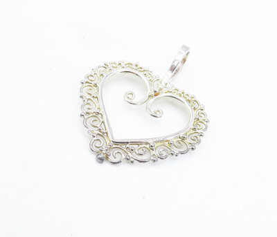 925 Sterling Silver Vintage Shiny Swirl Border Open Love Heart