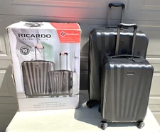 Ricardo Beverly Hills Windsor 2-Piece Hardside Luggage Set in Gray w/ Box