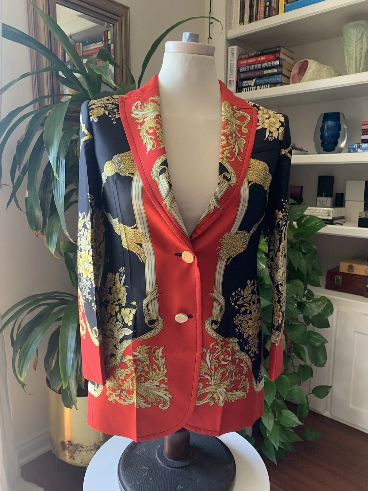 gucci neuf avec étiquette veste soie 36