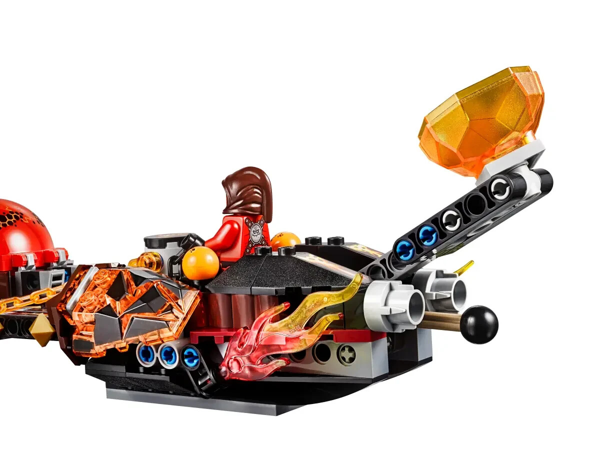 Lego Beast Master's Chaos Chariot 770314 NEXO KNIGHTS Building Set