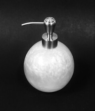NEW PEARL WHITE RESIN SPHERE+CHROME PUMP KITCHEN,BATHROOM SOAP,LOTION DISPENSER