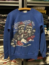Vintage 90s Skiing Racoon Sweatshirt Size Medium Nature Animals Mountains