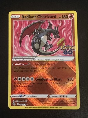 Radiant Charizard 011/078 Pokémon GO Holo Rare LP
