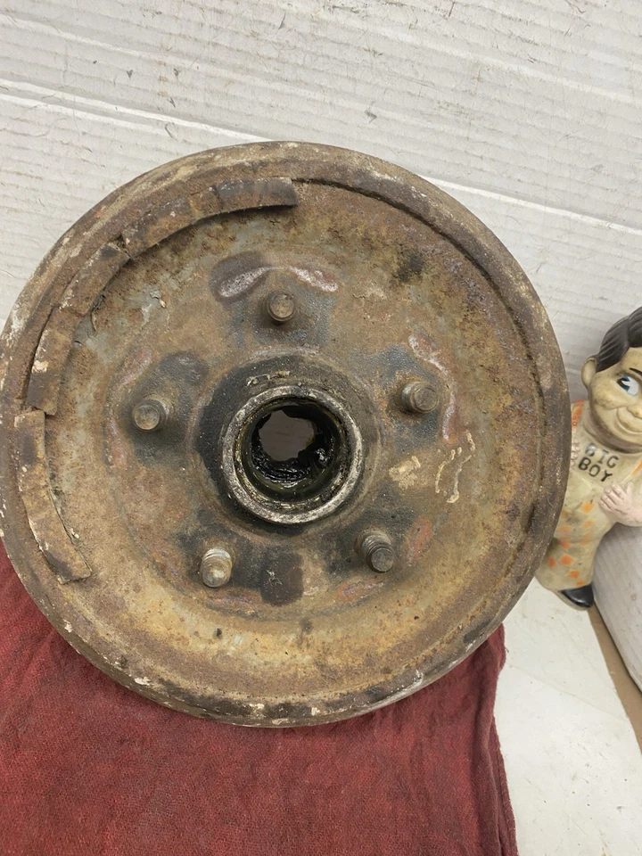 1968 1969 1970 AMC REBEL MATADOR Javelin Amx Embajador Tambor de freno delantero OEM Foto 4 de 4