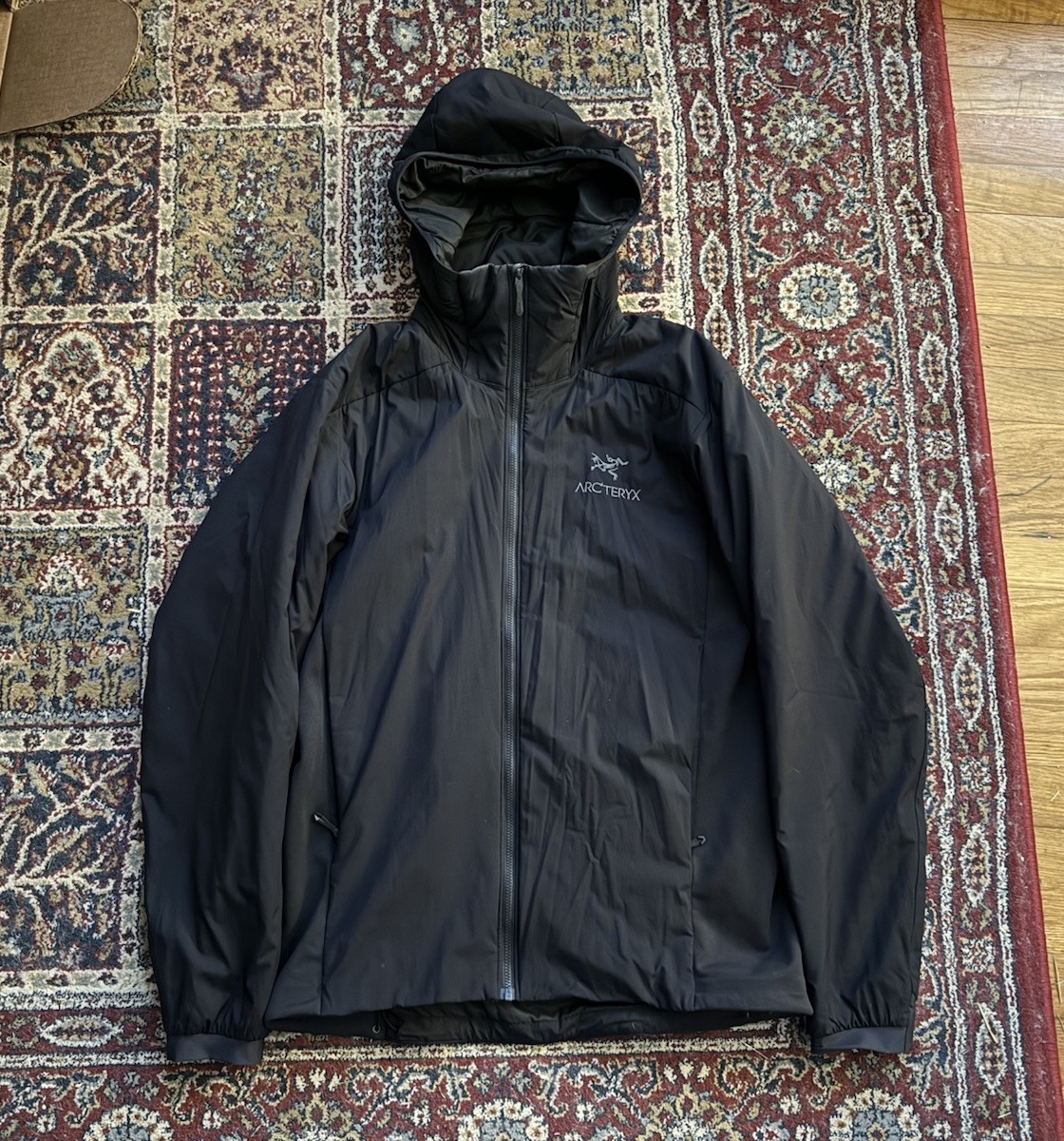 Arcteryx Men’s Atom LT Hoody Jacket Small Black