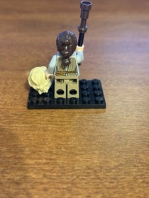 LEGO minifigure Rey in Tan Robes sw0677 Star Wars 75099 w/ head wrap And Staff