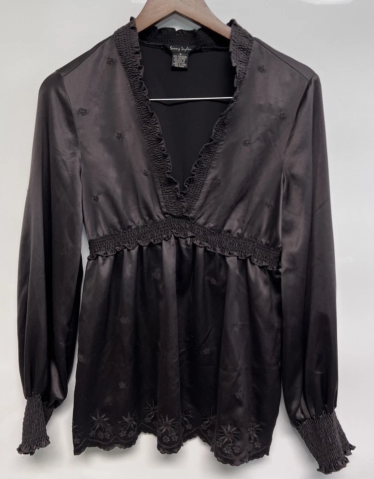 90 年代 Y2K Sunny Taylor 缎面蕾丝 V 领娃娃上衣小号刺绣棕色