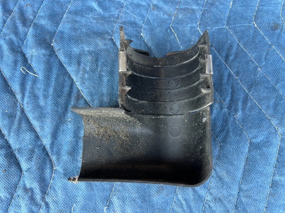 1998-2000 Volvo S70 V70 XC Starter Solenoid Wiring Harness Cover Trim OE #3068EM - Image 4 of 4