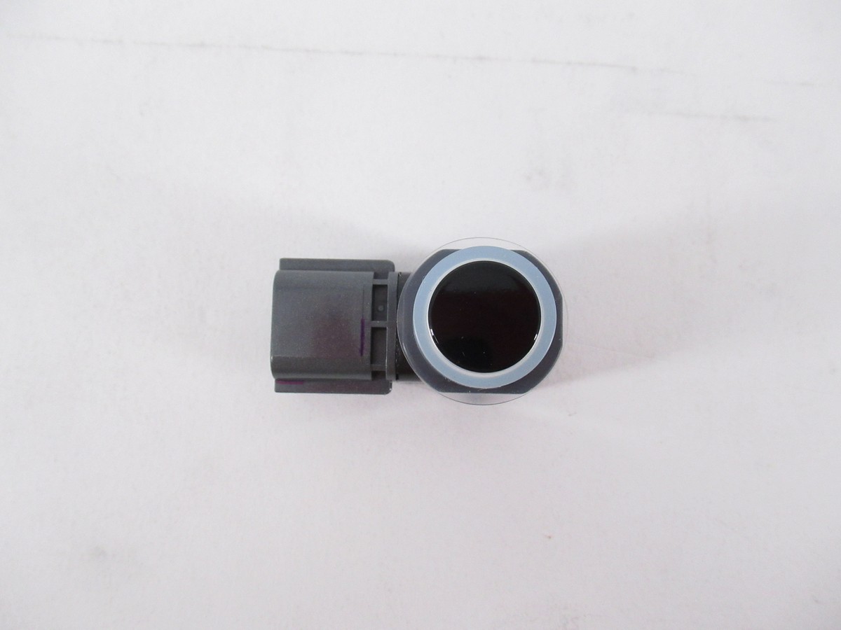 Genuine OEM Nissan Infiniti 28438-5ZA3B Parking Aid Distance Genuine OEM Nissan Infiniti 28438-5ZA3B Parking Aid Distance