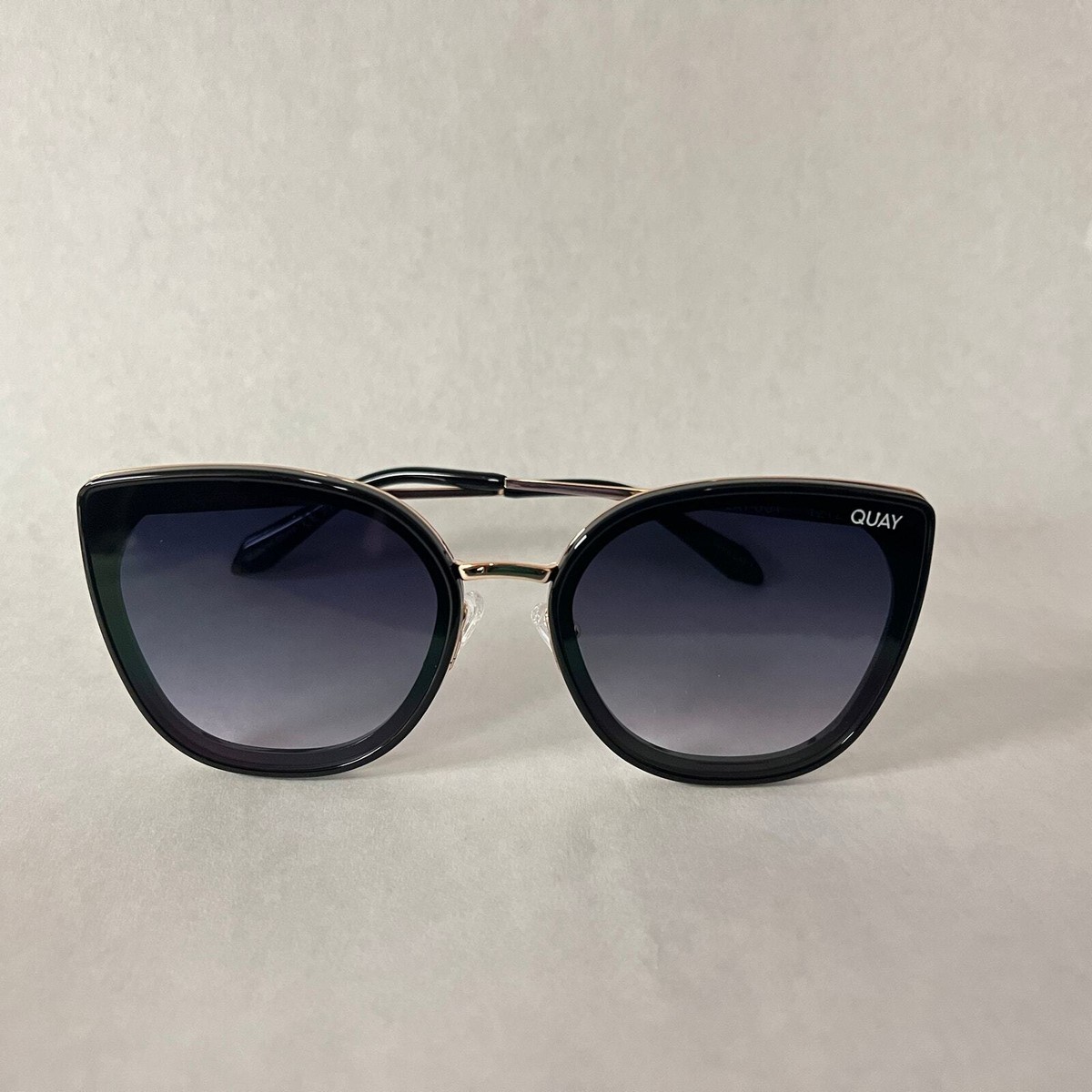 Quay Australia Flat Out Black Sunglasses Oversized Cat Eye  display picture 2