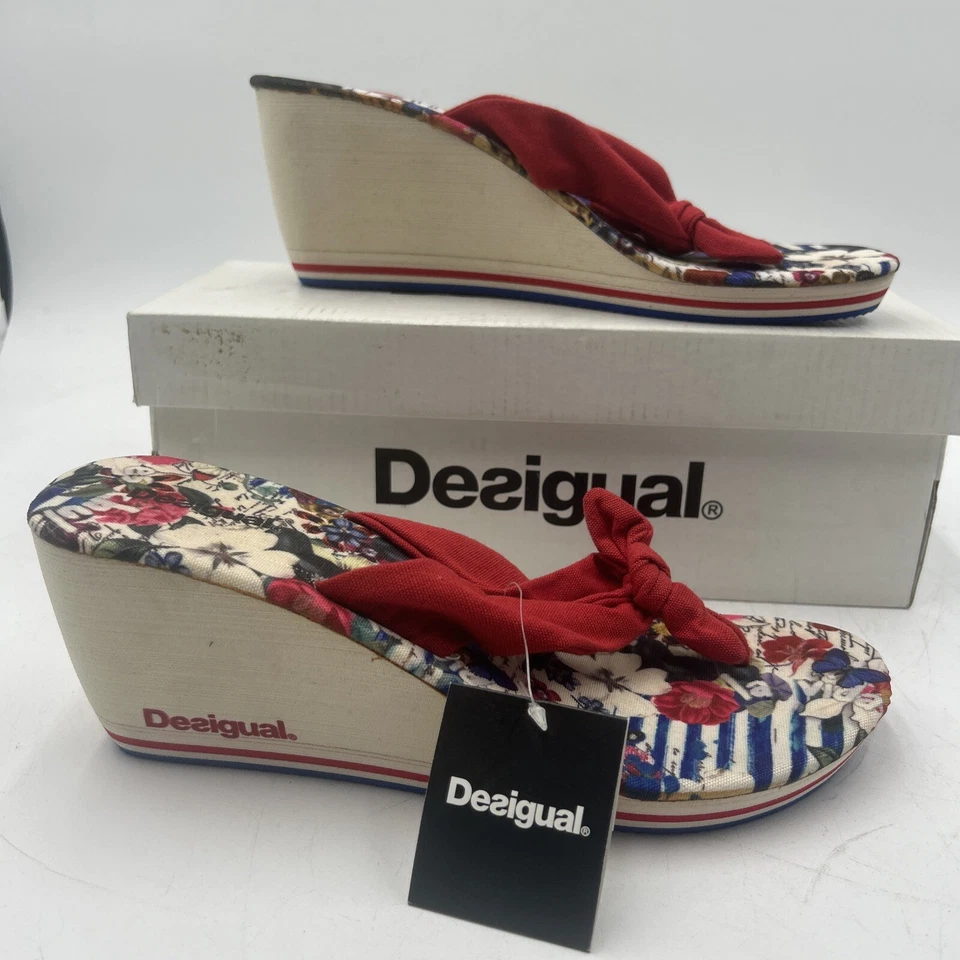 Sandálias femininas Desigual 40/9 praia Zaza plataforma anabela floral vermelha - Imagem 2 de 4
