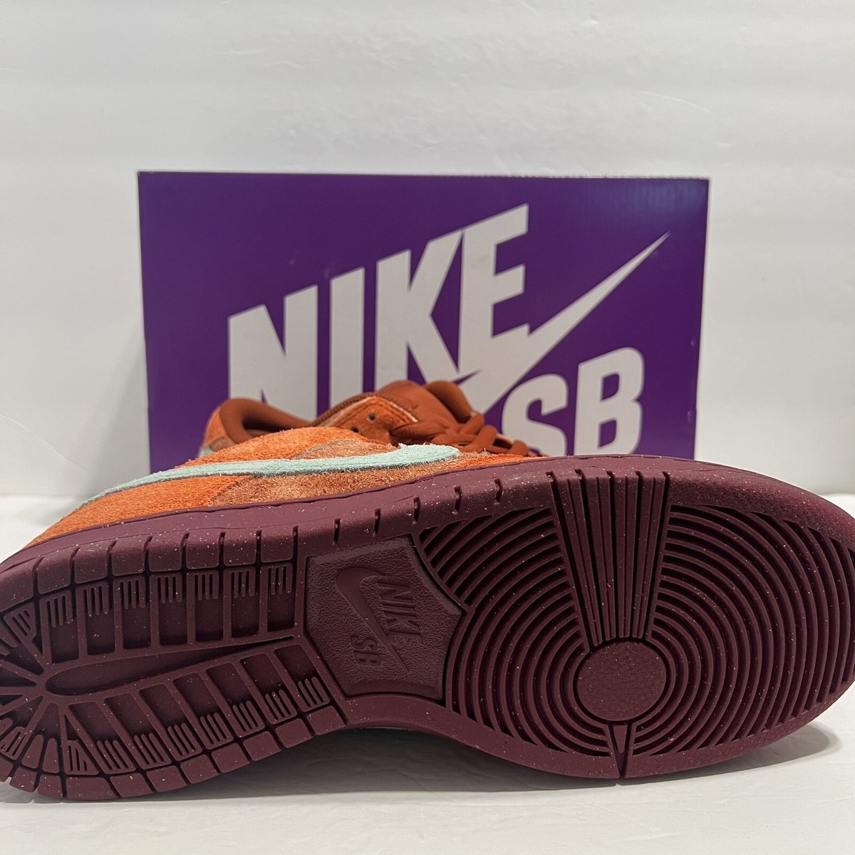 Nike SB Dunk Low Mystic Red Rosewood Size 11.5 Brand New DS Rare