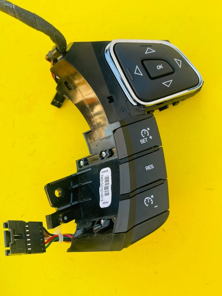2010-2019 JAGUAR XJ INTERRUPTOR DE CONTROLE DE CRUZEIRO VOLANTE FABRICANTE DE EQUIPAMENTO ORIGINAL FW93-13D767-BD-5 - Imagem 3 de 4