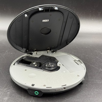 Sony D-NE241 Portable CD Walkman MP3 CD Player Black w/Adapter