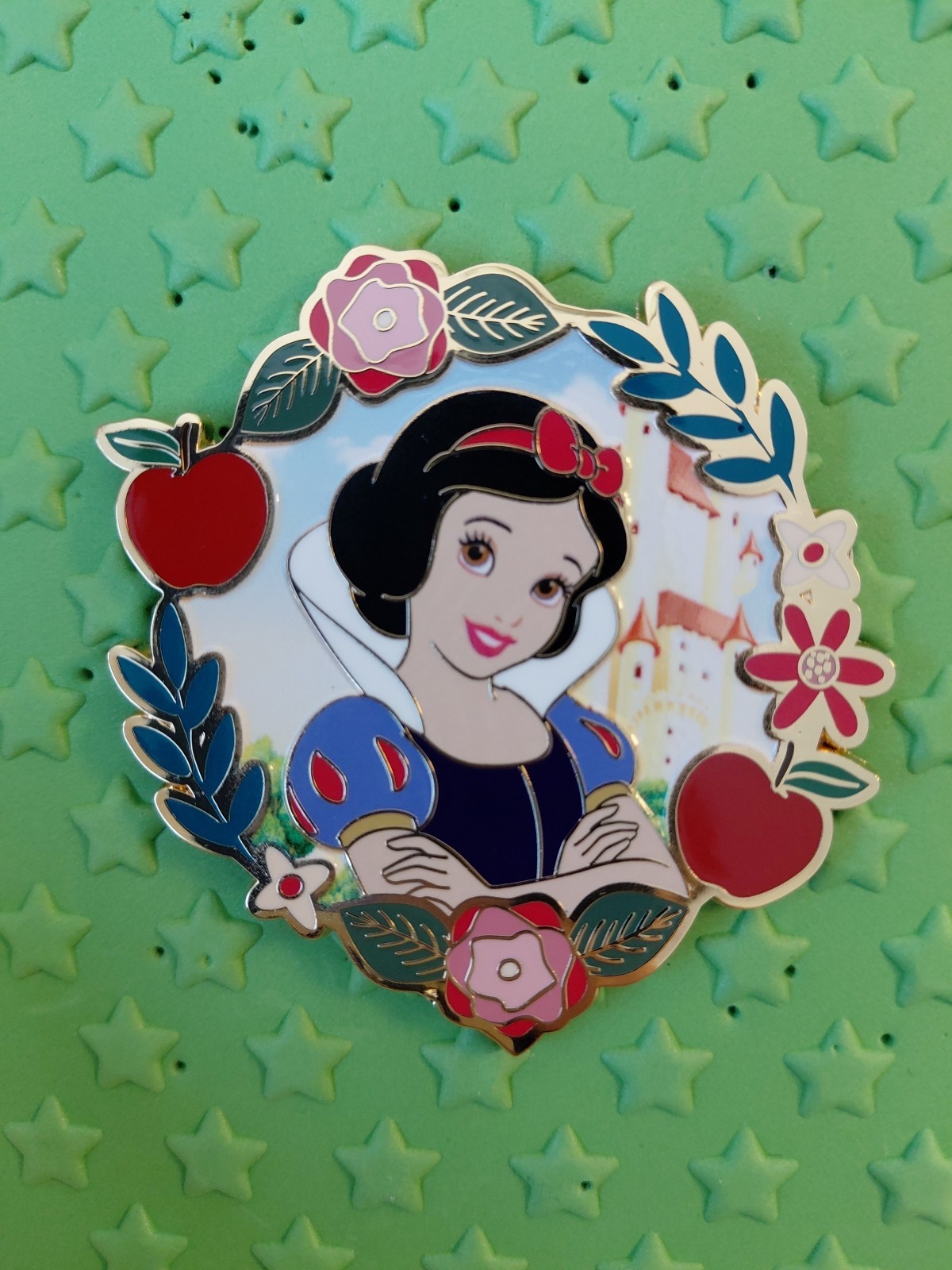 Disney PALM Princesses Once Upon a Royal Realm Mystery Pin - Snow White