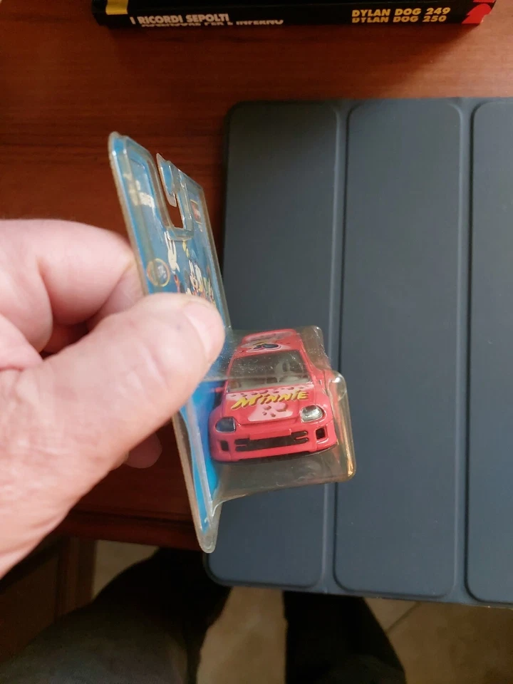 Auto Burago 1/43 Nuova Blisterata Renault Clio Trophy Walt Disney Di Minnie - Immagine 3 di 4