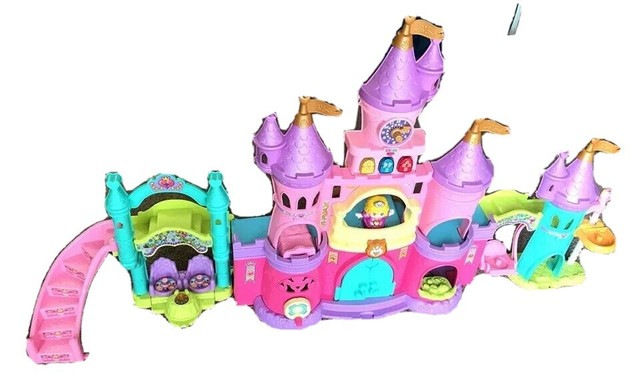 toot toot princess castle