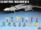 U.S. NAVY PILOT & DECK CREW (to TOMCAT, HORNET, PROWLER ETC)#36006 1/48 HASEGAWA