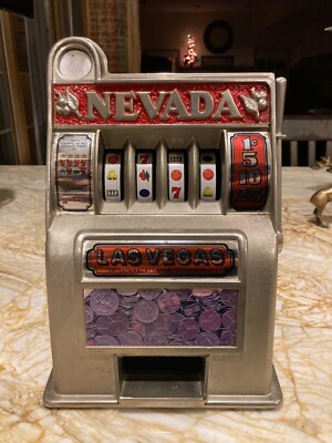Vintage Metal Las Vegas Nevada Mini Slot Machine Toy Gambling Bank