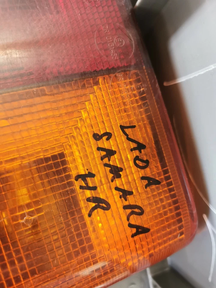 LADA SAMARA (2108, 2109, 2115) 1300 Luz Trasera Derecha 21083716010 - Imagen 4 de 4