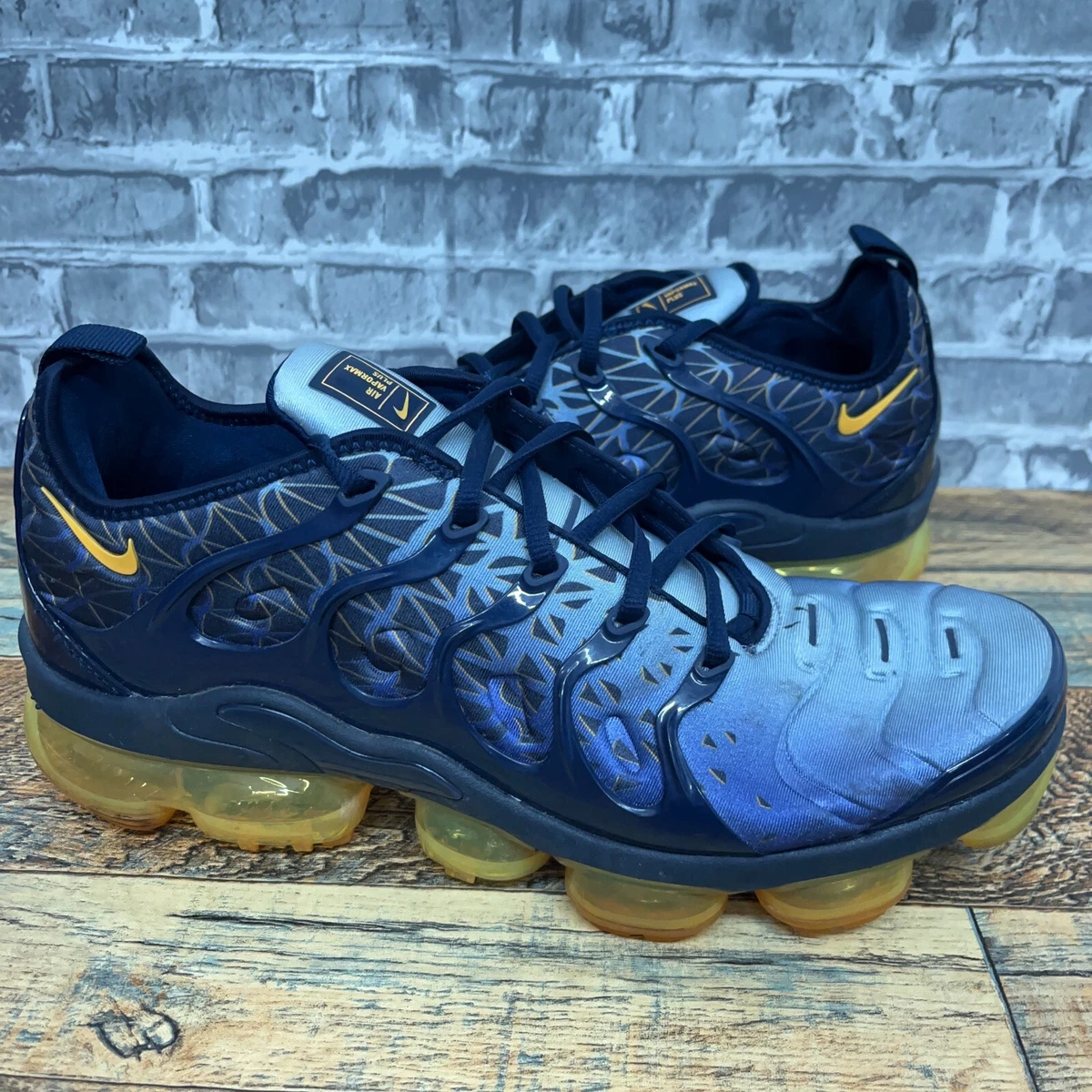 Mens cheap vapormax orange