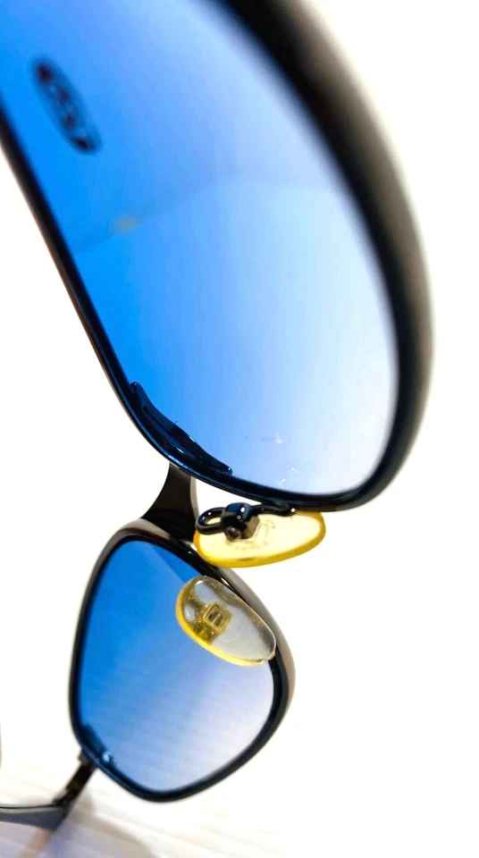 Oakley Authentic Vintage 1990s A-Wire Sunglasses Gunmetal Grey w Iridium Lenses - image 3 of 4