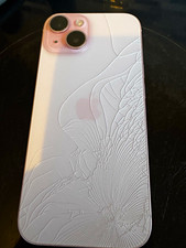 Apple iPhone 15 Pink 128gb Unlocked Smashed Screen and Back. Fully working.
