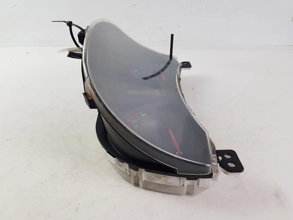 ISUZU D-MAX SPEEDOMETER CLUSTER 2.5L DIESEL 8981561427  2013 - Image 4 of 4