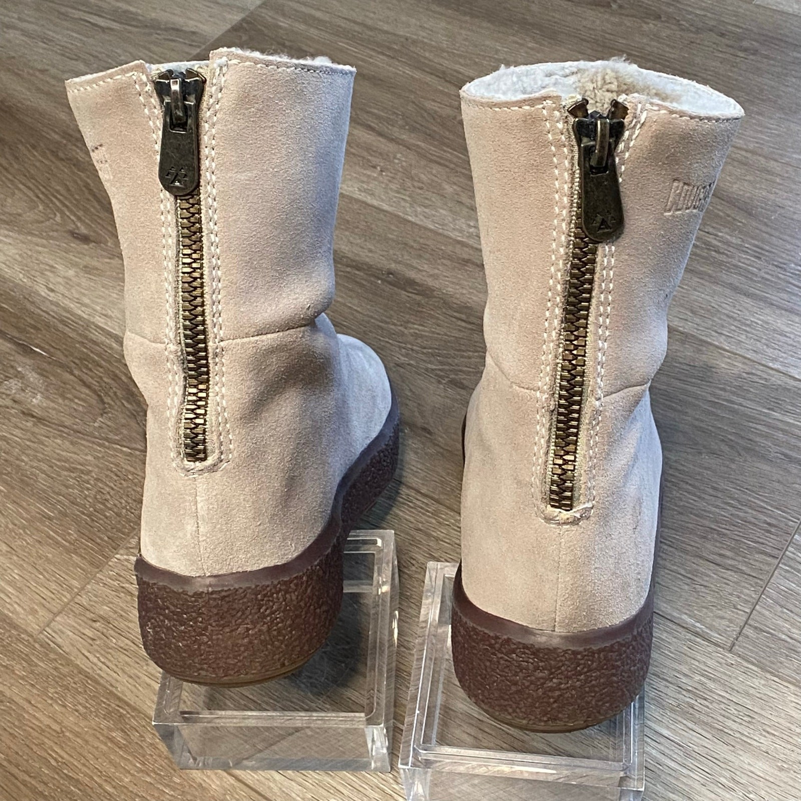 Cougar Button Waterproof Ankle Boots Sz 9 Beige Sueded Lambswool Lined Winter  thumbnail 6