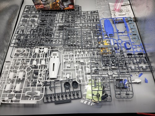 1:100 RX-78-3 GUNDAM VERSION 2.0 Model Kit Bandai 2009 - Picture 2 of 4
